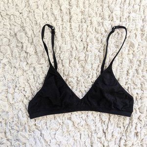 Body by Victoria Black No Wire T Shirt Bra 34A